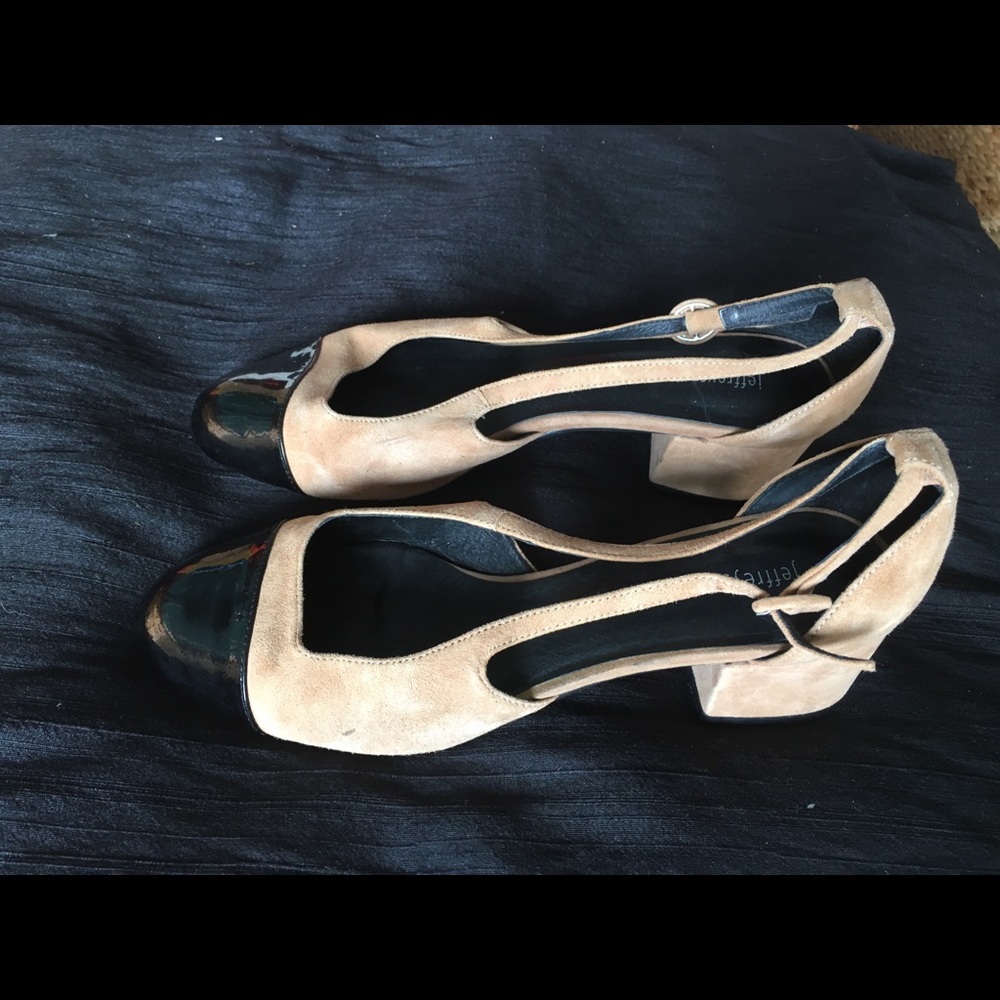 [SOLD] Jeffrey Campbell Size 9